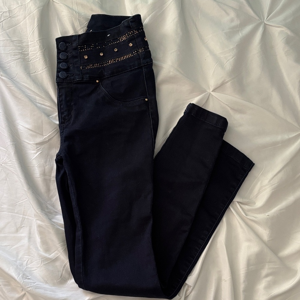 Chic High Rise Black Embellished Jeans